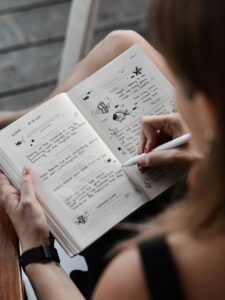 Club de arte y «junk journaling»